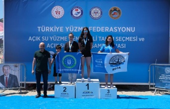 Alanya'da yapılan Açık Su Türkiye Yüzme Şampiyonası sona erdi