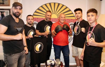 Alanya Muay Thai Takımından Başkan Şahin'e ziyaret