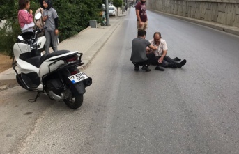 Alanya’da panik yapıp ön frene basan motosiklet sürücüsü yaralandı