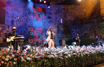 Alanya Caz Festivali ikinci gün de müthiş bir geceye imza attı