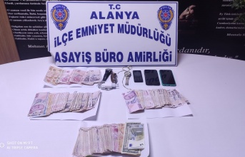 Alanya'da 4 farklı iş yerinden hırsızlık yapan şüpheliler tutuklandı