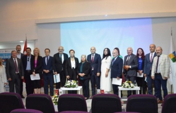 Alanya HEP Üniversitesi’nde ‘Kimseyi geride bırakma’ sloganıyla gıda paneli