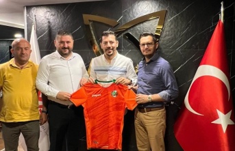 ALTSO Başkan Adayı Bilal Gömeç, Uyar’ı ekibine aldı