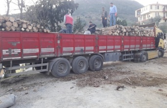 Alanya Orman İşletme Müdürlüğü afet bölgesine 19 kamyon odun gönderdi