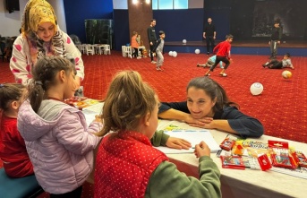 Alanya Üniversitesi’nden depremzede çocuklar için boyama etkinliği