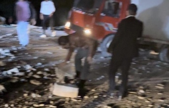 Ankara'dan Alanya'ya dönen CHP'li gençler kaza yaptı