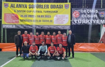 ‘Şoför Cup Halı Saha Futbol Turnuvası’nda heyecan sürüyor