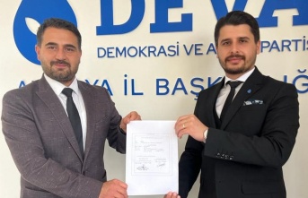 Deva Partisi İlçe Başkanı Ahmet Çakan istifa etti
