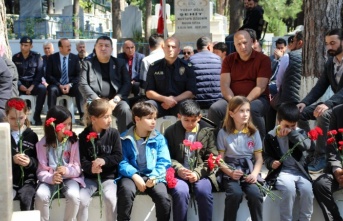 Şehidimiz Coşkun Nazilli mezarı başında dualarla anıldı