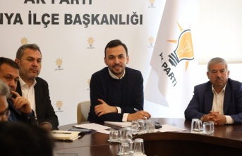 AK Parti Alanya mahalle başkanları ile bir araya geldi