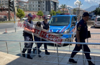 Alanya’da 23 yıl hapis cezasıyla aranana şahsı JASAT yakaladı