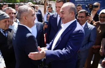 Bakan Çavuşoğlu: İnşallah Alanya’dan 2 kardeşinizi meclise göndereceksiniz