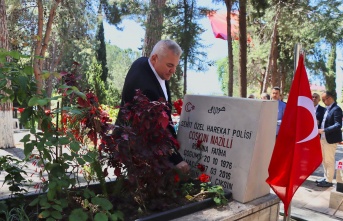 Mehmet Şahin’den şehitlerimize anlamlı ziyaret