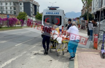 Alanya’da arkadaşını öldüren genç, adliyeye sedye ile getirildi