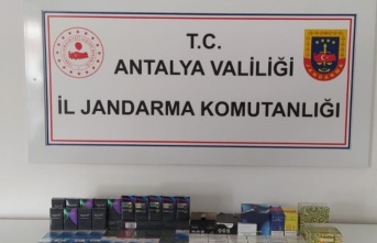 Alanya’da jandarmadan markete kaçak sigara baskını!