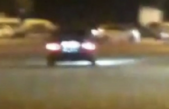 Alanya’da otomobil ile drift atarak kadını yaralayan şahıs gözaltına alındı