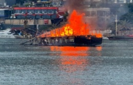 Alanya'da tur teknelerinde yangın