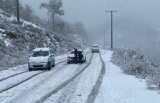 Kardan mahsur kalan vatandaşların imdadına Alanya...