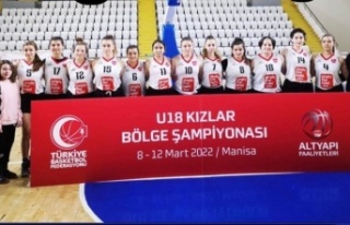 Alanya Belediyespor Basketbol Takımı ilk maçında...