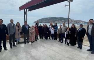 MHP Alanya şehit ailelerini unutmadı