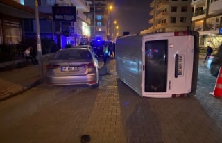 Alanya’da aşırı hız kaza getirdi: 1 yaralı