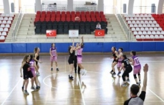 Alanyalı basketbolcular, Antalya’yı temsil ediyor