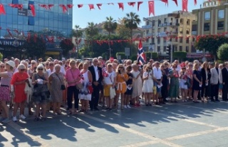 Alanya’da Norveçliler bağımsızlığını kutladı