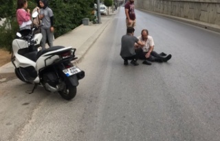 Alanya’da panik yapıp ön frene basan motosiklet...