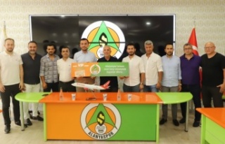 AK Parti’den Alanyaspor’a kombine desteği