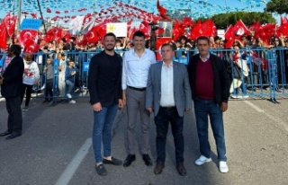 Murat Özçelik Antalya’da dev mitinge katıldı