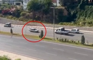 Alanya’da ters yönde ilerleyen otomobil trafik...