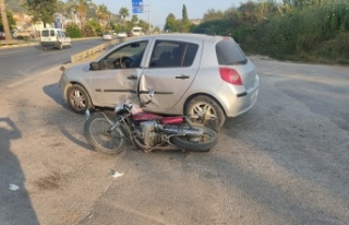 Alanya’da otomobil ile motosiklet çarpıştı:...