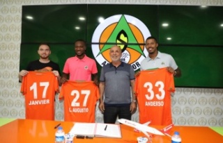 Alanyaspor transferde hız kesmiyor