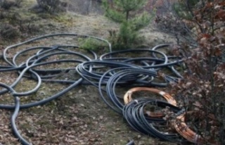 Alanya’da hırsızlar inşaattan kablo çaldı