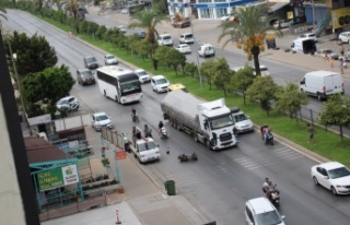 Alanya’da otomobil ile motosiklet çarpıştı:...