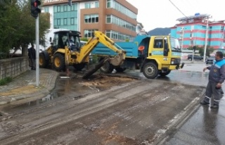 Alanya Belediyesi asfalt çalışmalarına devam ediyor