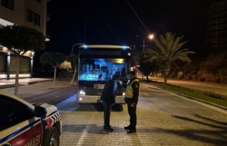 Alanya’da jandarma 8 aracı trafikten men etti