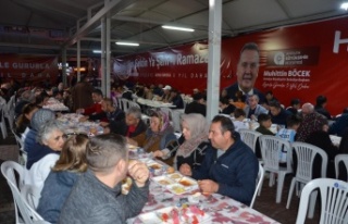 Büyükşehir vatandaşın iftar sofrasına destek...