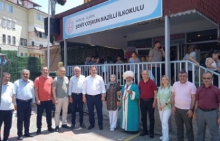 Alanya'da okul yararına kermese yoğun ilgi