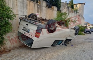 Alanya’da takla atan araçta sürücü yaralandı