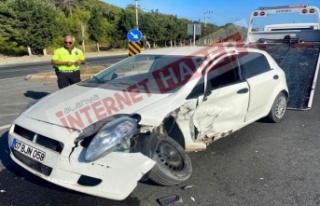 Alanya’da iki otomobil çarpıştı: 3 yaralı