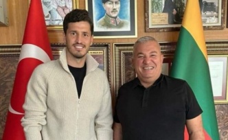 Yıldız futbolcudan Mehmet Şahin’e özel ziyaret
