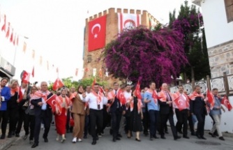 21. Alanya Uluslararası Turizm ve Sanat Festivali coşkuyla başladı