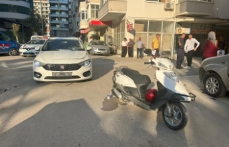 Alanya’da motosiklet ile otomobil çarpıştı: 1 yaralı