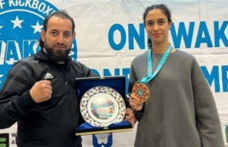 Alanyalı Feyza Güzyaka dünya şampiyonu oldu