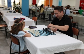 SATRANCIN ŞAMPİYONLARI ALKÜ’DE BELLİ OLDU